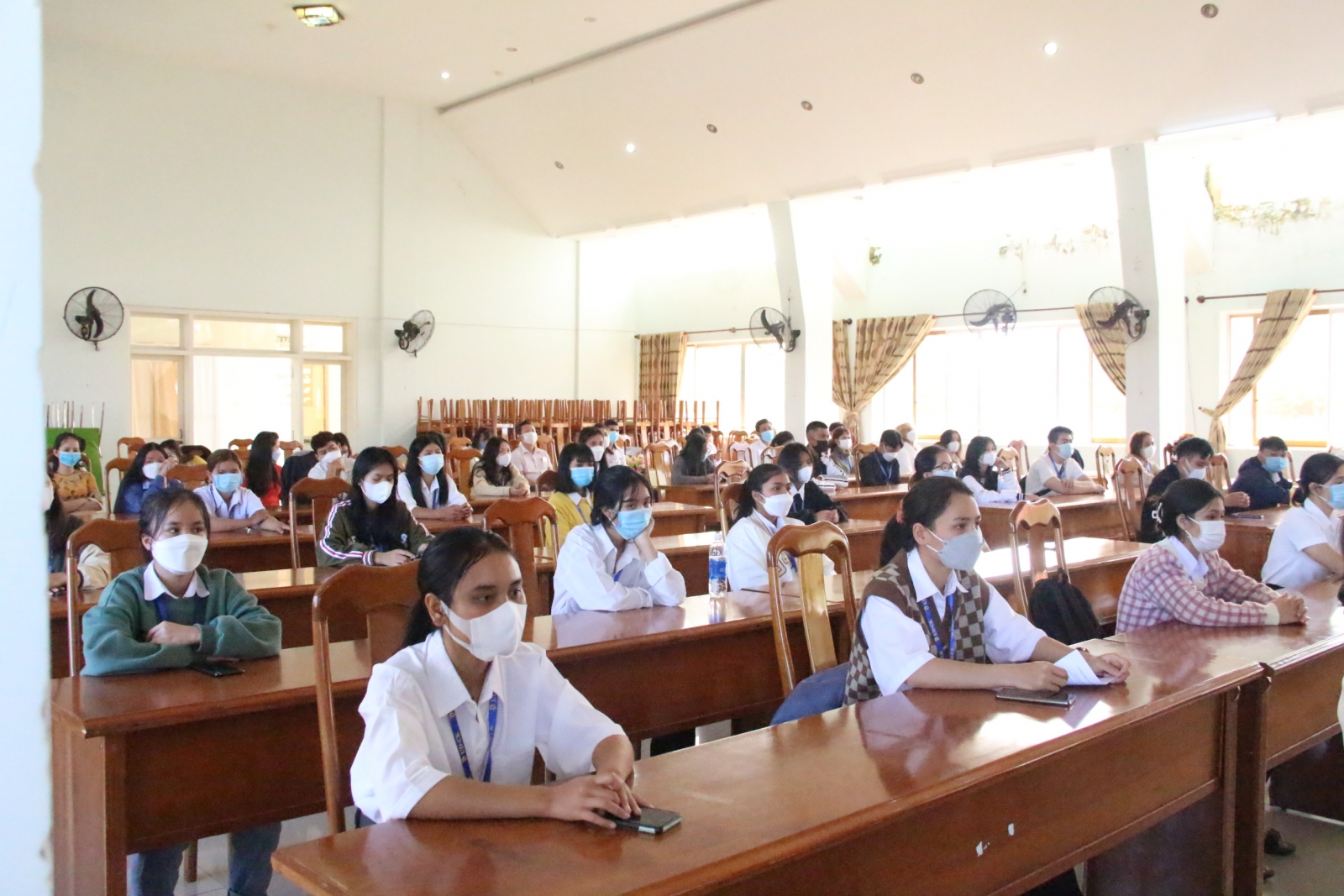 Phân hiệu Đại học Đà Nẵng tại Kon Tum khai giảng năm học 2021-2022 - Ảnh minh hoạ 4