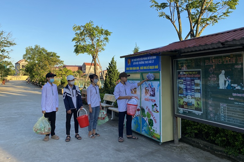 Hải Hậu, Nam Định: Học sinh tích cực tham gia phong trào bảo vệ môi trường