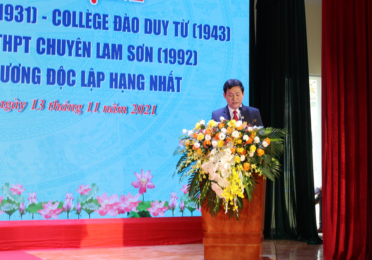 Trường THPT chuyên Lam Sơn đón nhận Huân chương Độc lập hạng Nhất - Ảnh minh hoạ 3