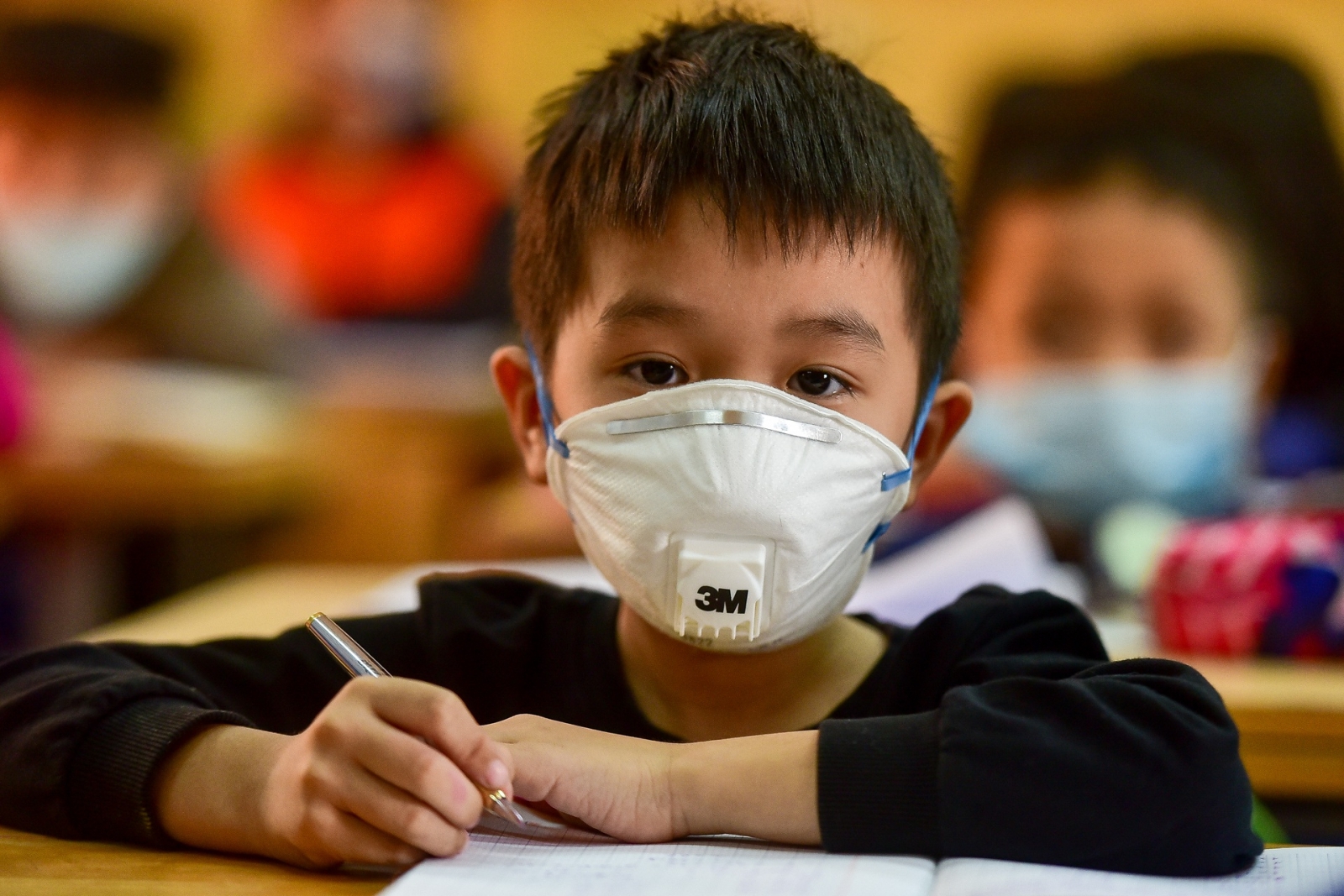 Hưng Yên: Nhiều huyện cho học sinh lớp 1 tạm dừng đến trường