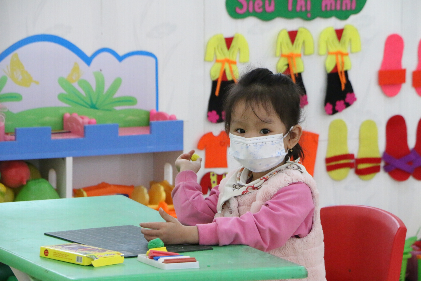 Hà Nam: Chú trọng chăm sóc sức khỏe của trẻ khi trở lại trường - Ảnh minh hoạ 2