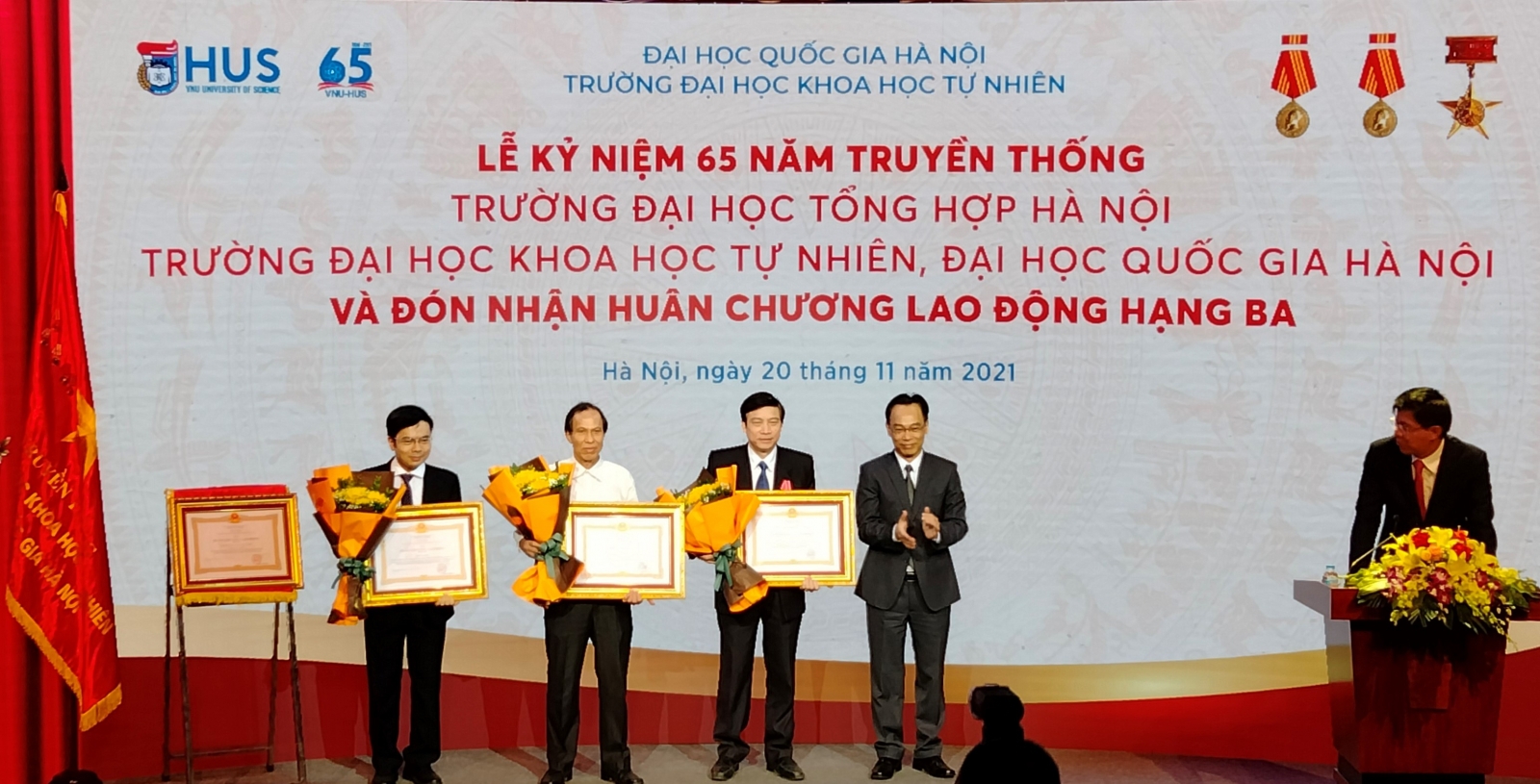 Trường ĐH Khoa học Tự nhiên, ĐHQG Hà Nội nhận Huân chương Lao động hạng Ba - Ảnh minh hoạ 2