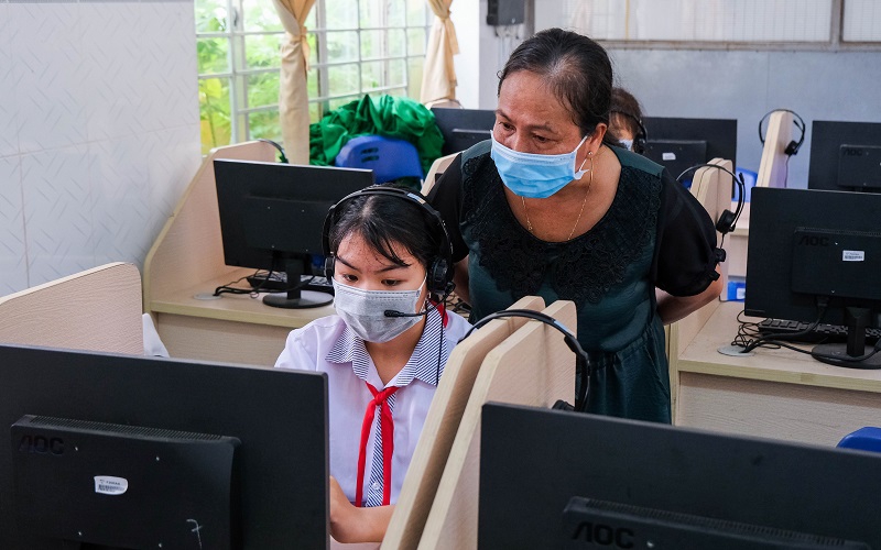 Nâng cao chất lượng học trực tuyến: Lắng nghe phụ huynh, học sinh