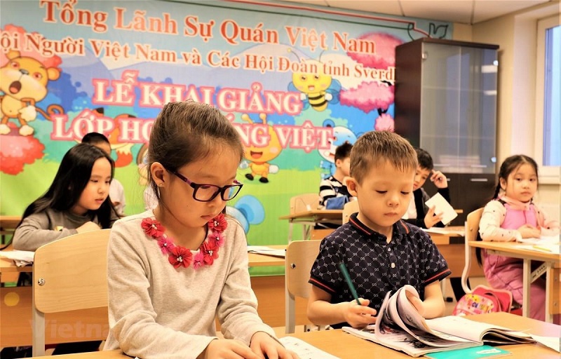 Bồi dưỡng cho giáo viên dạy tiếng Việt ở nước ngoài: Lưu giữ văn hóa, lan tỏa ngôn ngữ