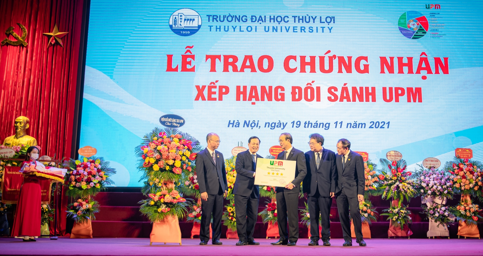 Trường Đại học Thủy lợi kỷ niệm ngày Nhà giáo Việt Nam 20/11 và đón nhận sao UPM - Ảnh minh hoạ 3