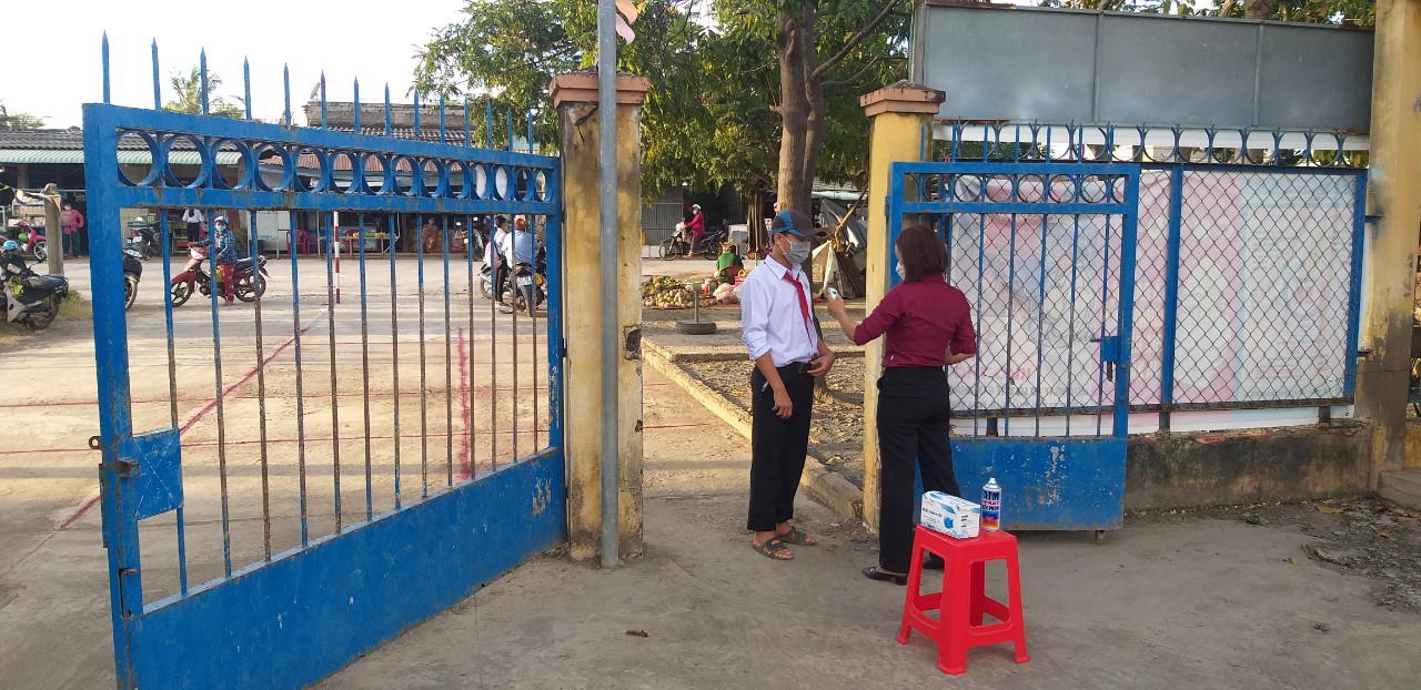 Huyện đầu tiên tỉnh Tiền Giang cho học sinh lớp 9 và 12 trở lại trường - Ảnh minh hoạ 3