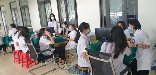 Lào Cai tiêm vắc xin phòng Covid-19 cho trên 6.700 học sinh