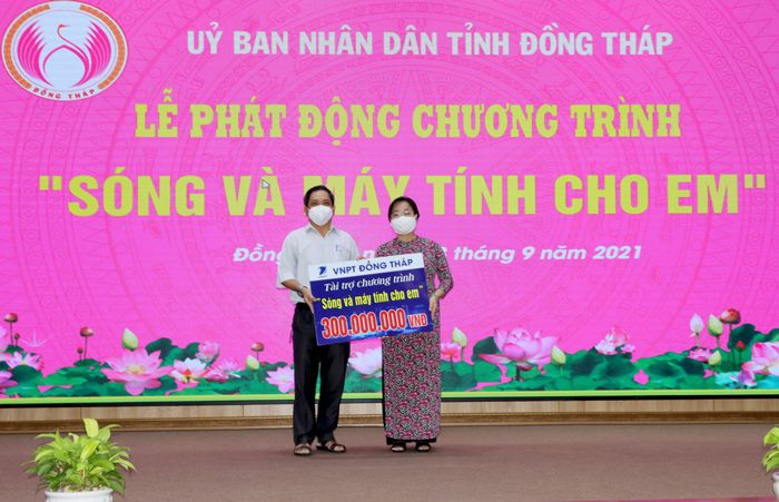 Tiếp sức học sinh vùng khó Đồng bằng sông Cửu Long học trực tuyến - Ảnh minh hoạ 2