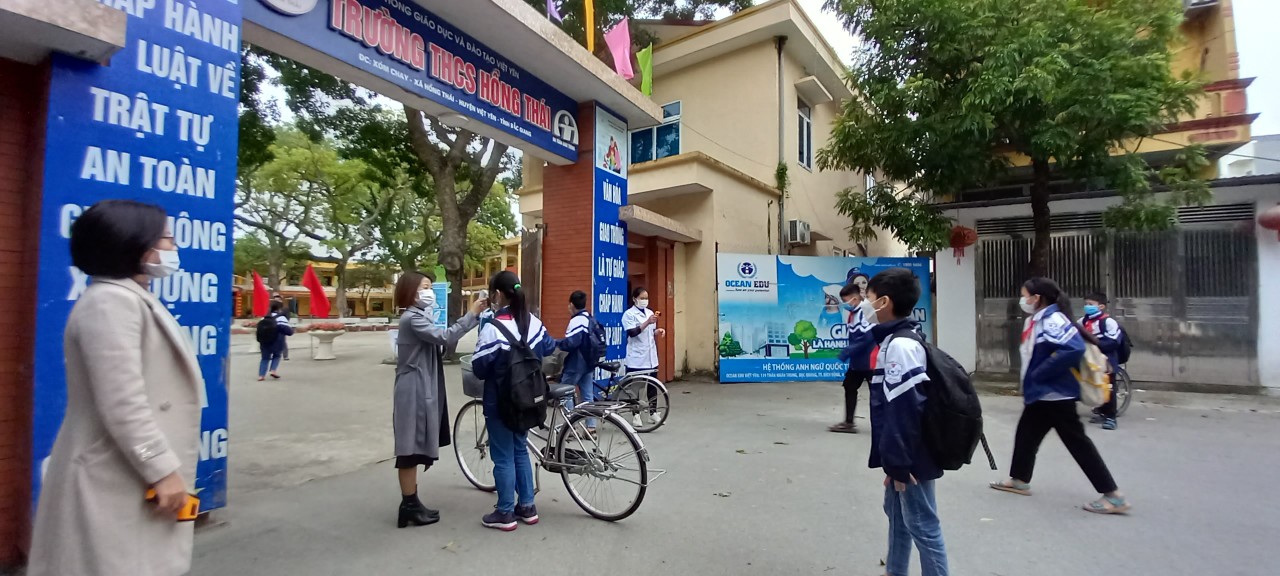 Bắc Giang: Học sinh 14 trường THCS huyện Việt Yên trở lại trường học tập  - Ảnh minh hoạ 3