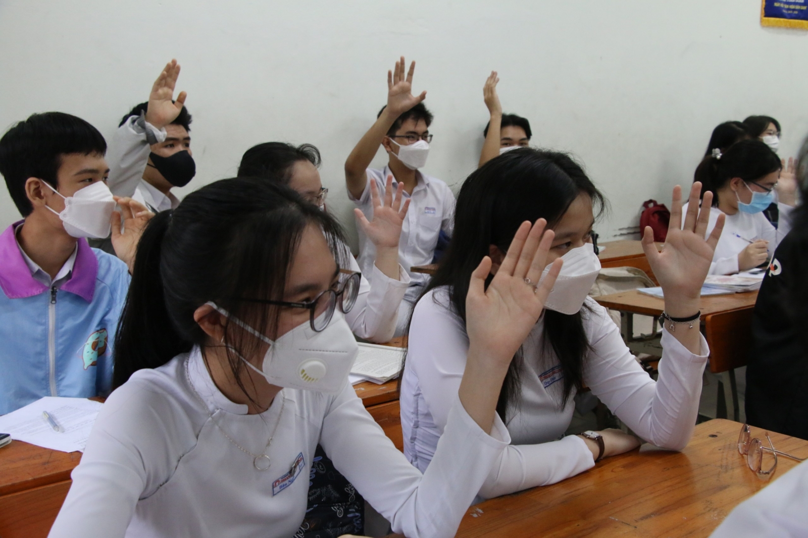 Đà Nẵng: Học sinh lớp 12 trở lại trường trừ 2 phường tiếp tục học trực tuyến