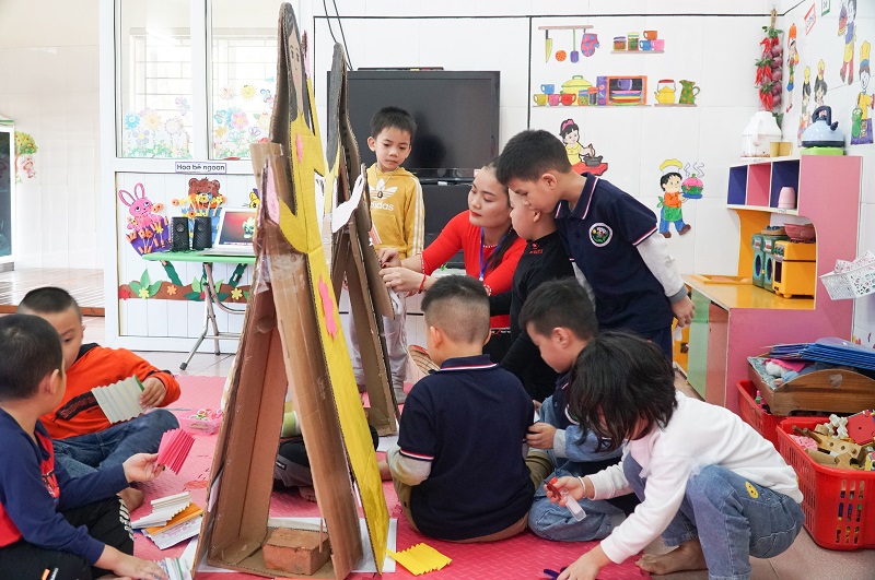 Thi giáo viên giỏi tỉnh tại Nghệ An: Hồi hộp khi gặp lại trò - Ảnh minh hoạ 3