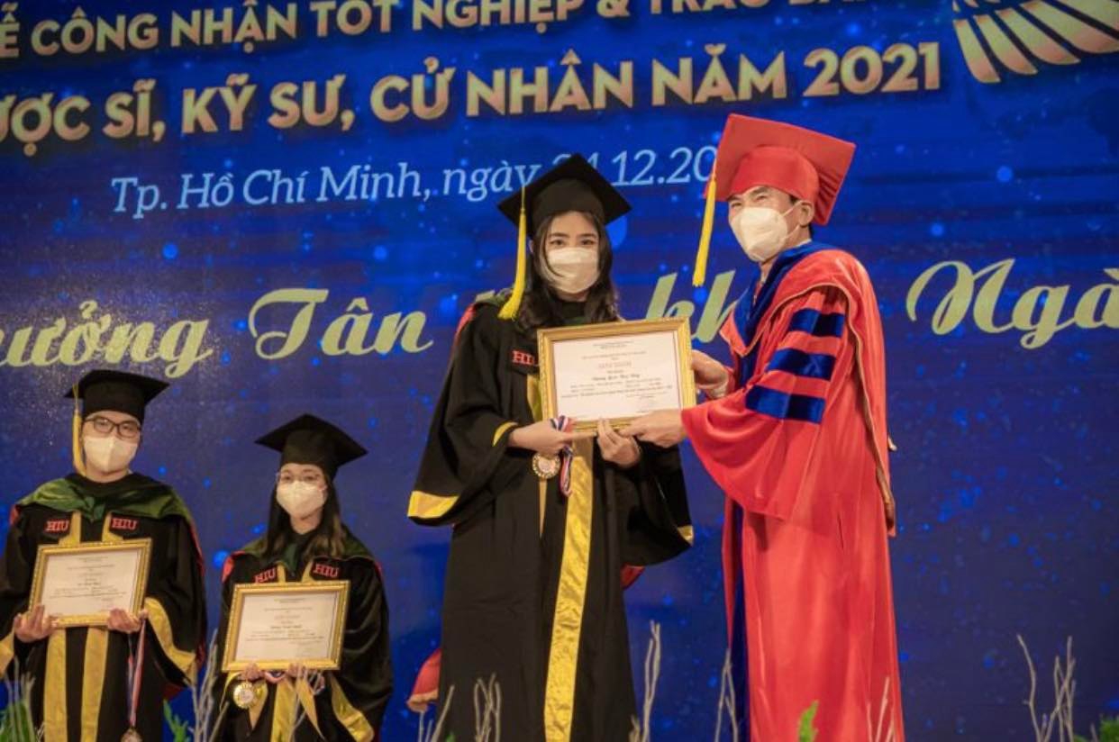 2.521 tân cử nhân, kỹ sư Trường Đại học Quốc tế Hồng Bàng nhận bằng tốt nghiệp