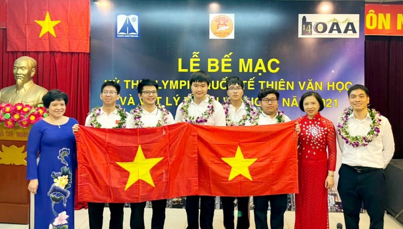 Việt Nam đạt thành tích xuất sắc tại Olympic Thiên văn và Vật lý thiên văn 2021