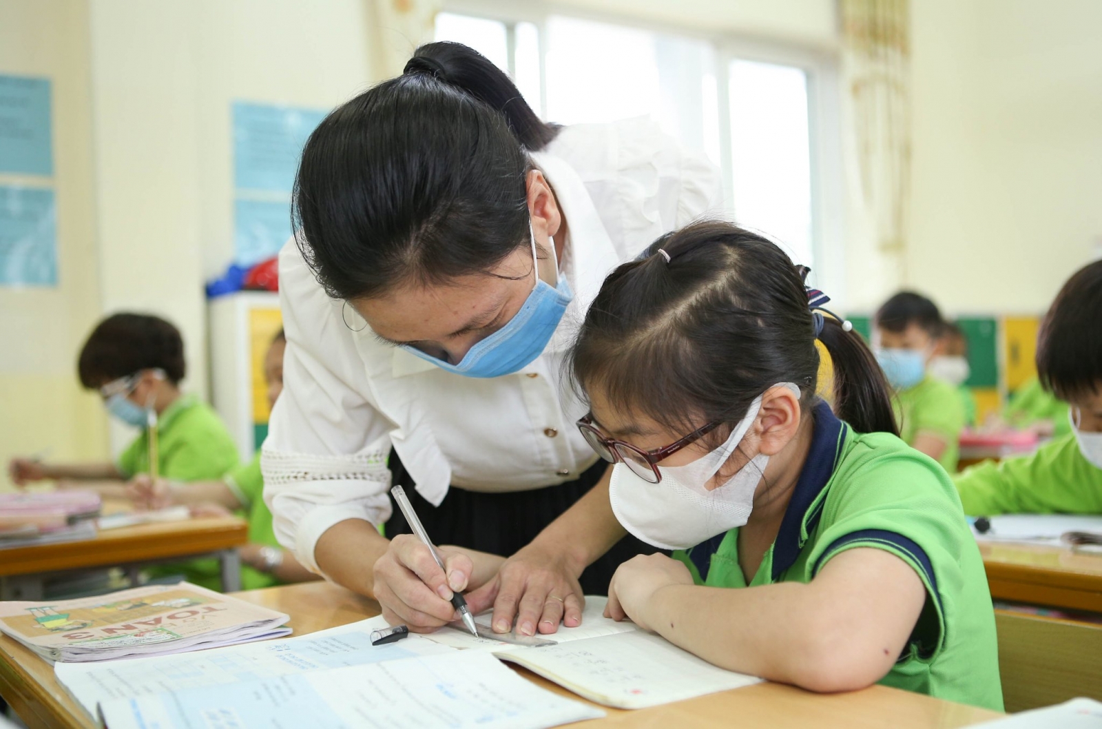Liên tục có F0 là học sinh, Bắc Ninh chủ động ngăn dịch bệnh vào trường học - Ảnh minh hoạ 2