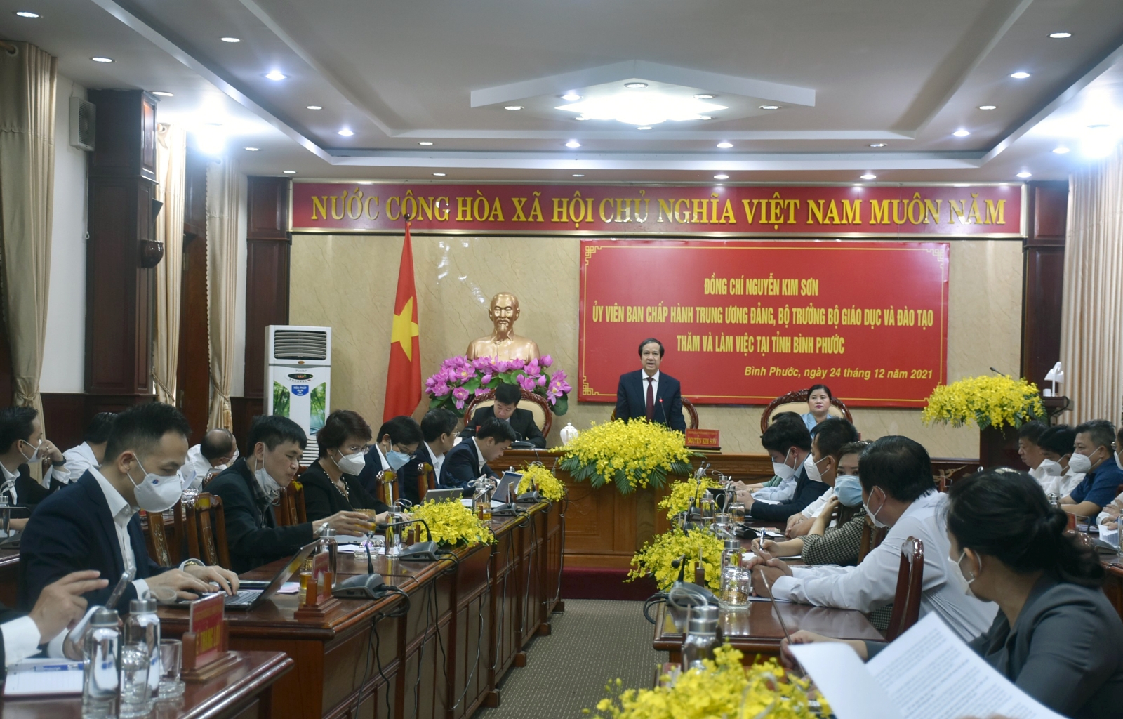 Bộ trưởng Nguyễn Kim Sơn gợi ý 5 vấn đề ưu tiên phát triển giáo dục Bình Phước