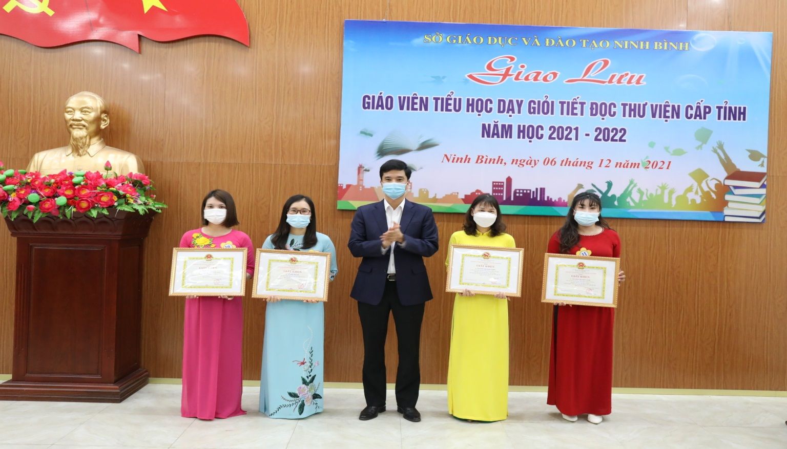 Ninh Bình: Giao lưu giáo viên tiểu học dạy giỏi tiết đọc thư viện cấp tỉnh.