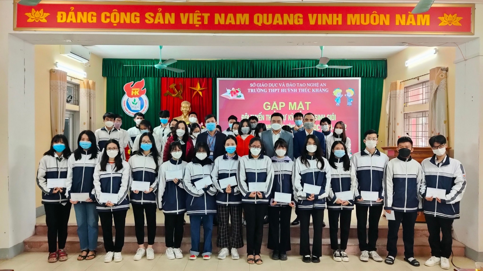 Nghệ An: Hơn 2.200 thí sinh dự thi chọn học sinh giỏi tỉnh, F1 được bố trí phòng riêng - Ảnh minh hoạ 3