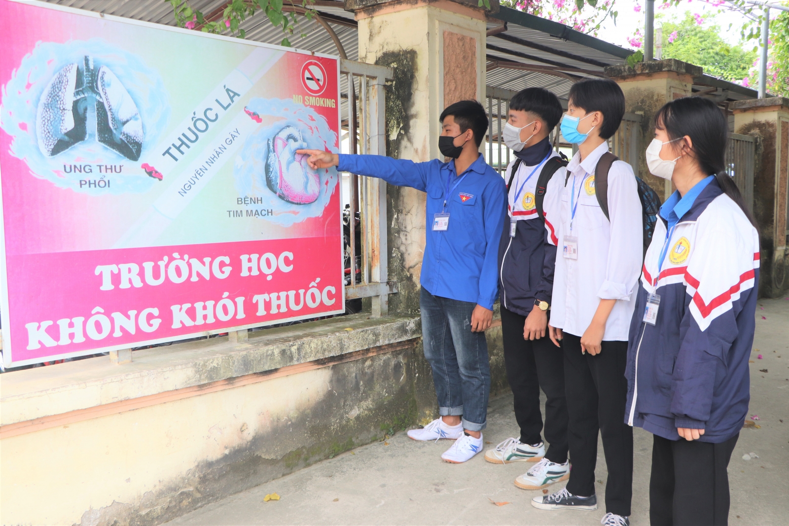 Hình ảnh trực quan giúp trường học Điện Biên nói không với khói thuốc