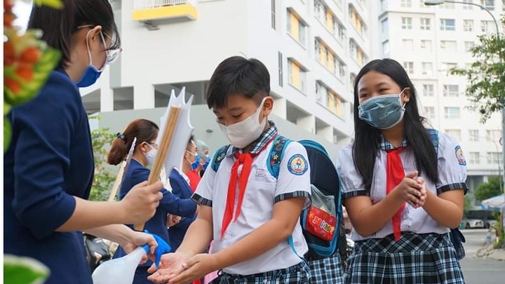 Dự kiến hơn 17 triệu học sinh đến trường sau nghỉ Tết Nguyên đán