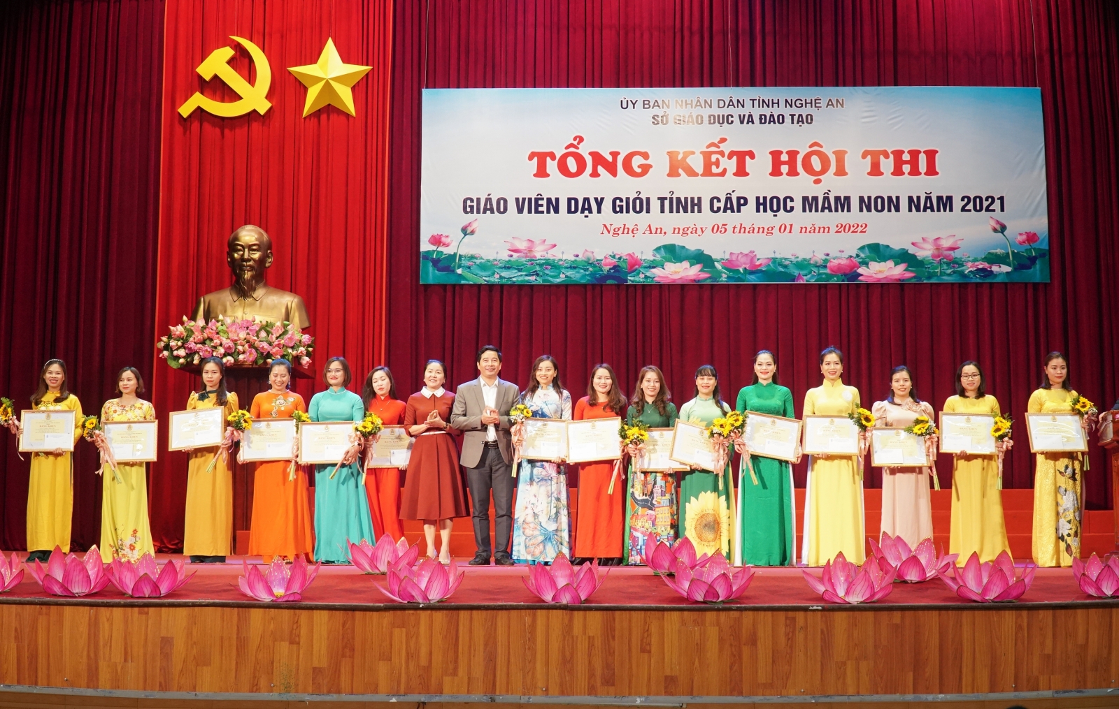 Nghệ An: 320 giáo viên Mầm non được công nhận dạy giỏi cấp tỉnh - Ảnh minh hoạ 5