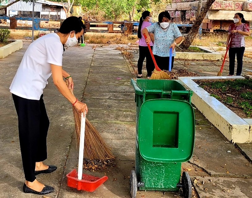 Sóc Trăng: Học sinh THPT trở lại trường sau 3 tháng học trực tuyến - Ảnh minh hoạ 2