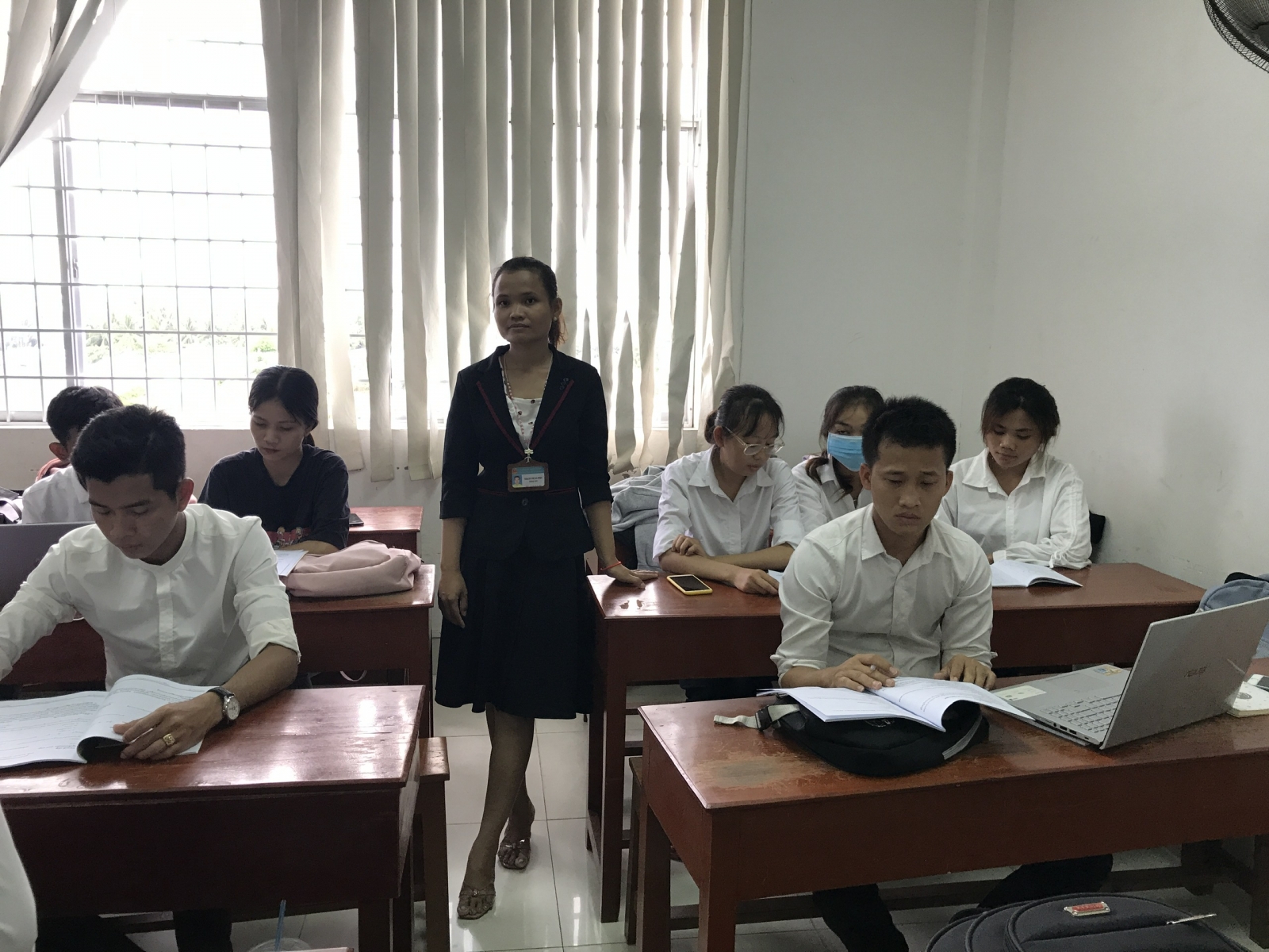 Trường Đại học Trà Vinh: Bình thường hóa việc học an toàn, hiệu quả - Ảnh minh hoạ 2