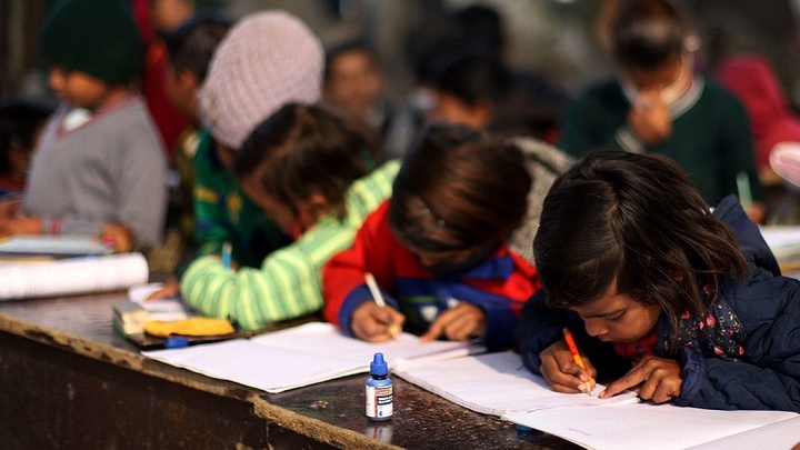 Trường học Ấn Độ đóng cửa hơn 600 ngày: Những nguy cơ đáng lo ngại
