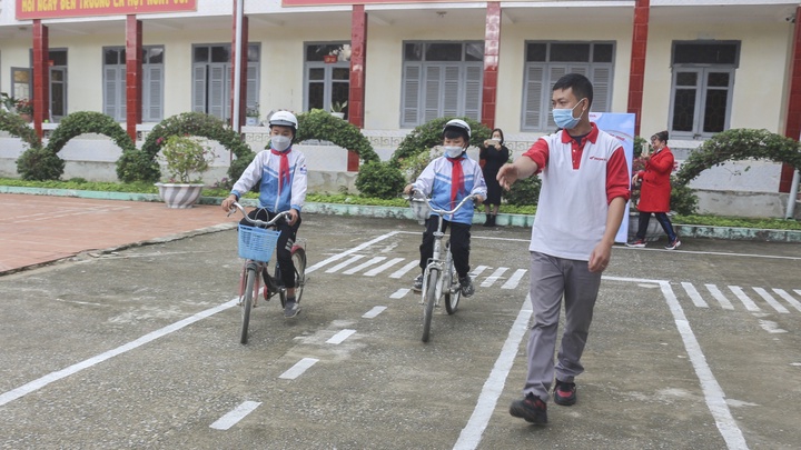 Hiệu ứng từ sân chơi “an toàn giao thông” trong trường học