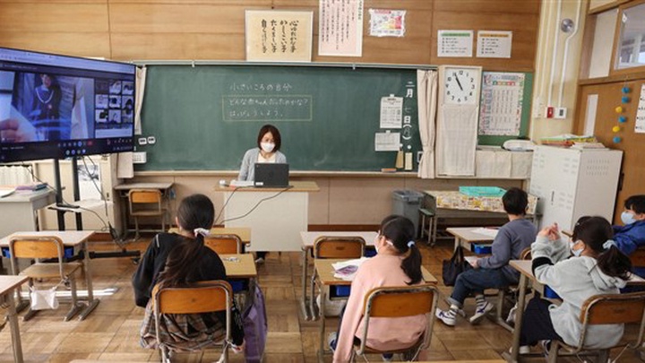Nhật Bản dạy học giữa dịch Covid-19: Mỗi nơi một kiểu