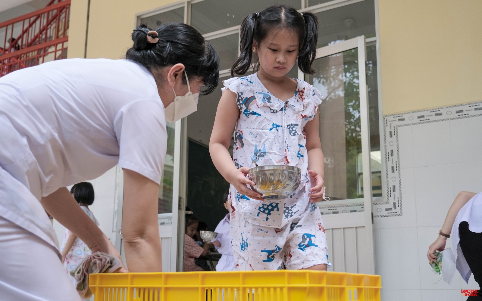 Hình ảnh học sinh vui với bữa ăn bán trú đầu tiên tại Cần Thơ - Ảnh minh hoạ 11