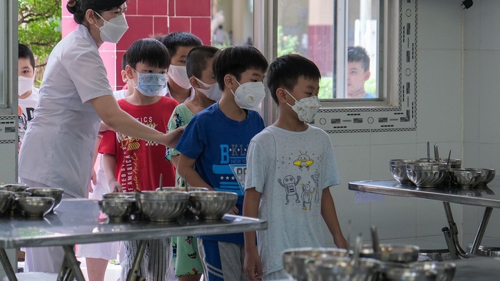 Kiên Giang: Quan tâm tổ chức ăn bán trú trong các cơ sở giáo dục