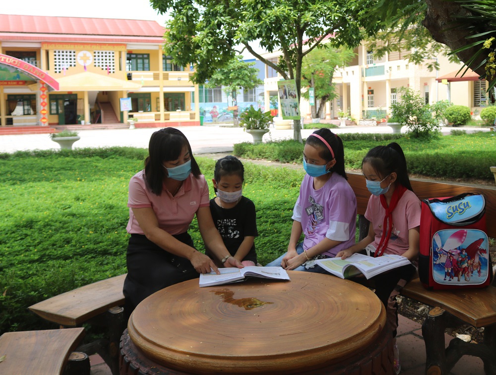 Thái Nguyên: Triển khai lựa chọn sách giáo khoa chương trình mới - Ảnh minh hoạ 2