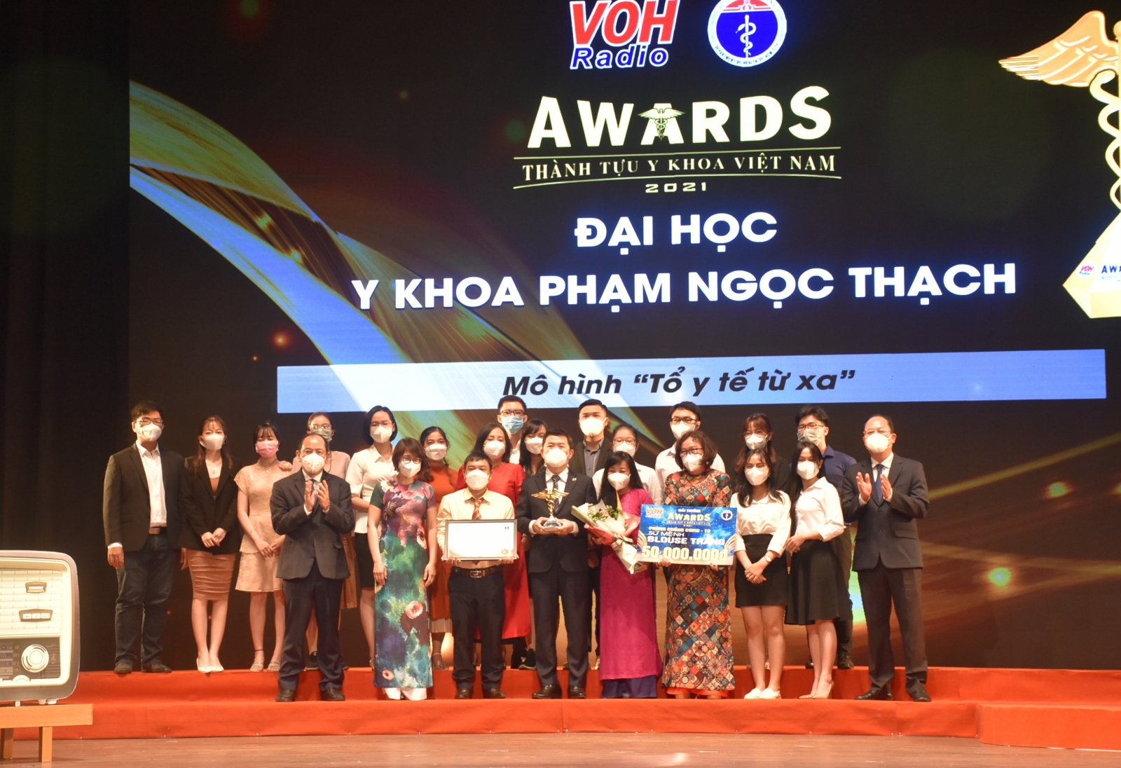 Giải thưởng Thành tựu Y khoa Việt Nam năm 2021 vinh danh hai trường đại học Thành phố Hồ Chí Minh - Ảnh minh hoạ 7