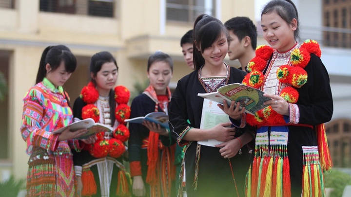 Bộ Tài chính ban hành quy định hỗ trợ học sinh vùng đồng bào dân tộc thiểu số và miền núi