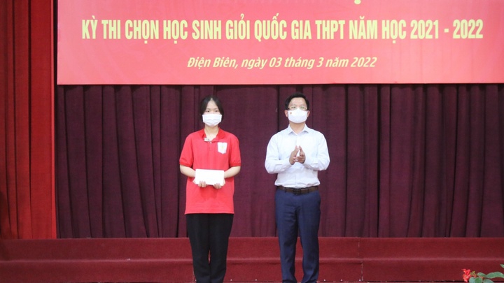 Điện Biên: Tiếp sức cho các "sĩ tử" tham dự Kì thi chọn học sinh giỏi Quốc gia