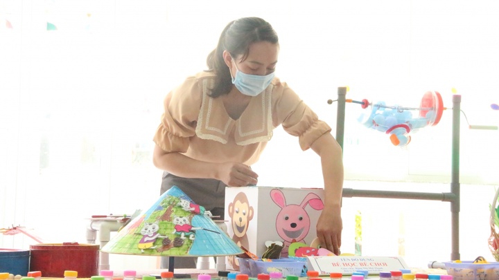 TP Kon Tum: Tổ chức hội thi làm đồ dùng, đồ chơi cho trẻ mầm non