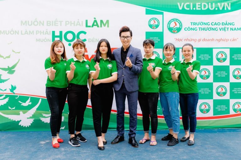 Trường Cao đẳng Công thương Việt Nam miễn 100% học phí với sinh viên mồ côi cha mẹ trong dịch Covid-19