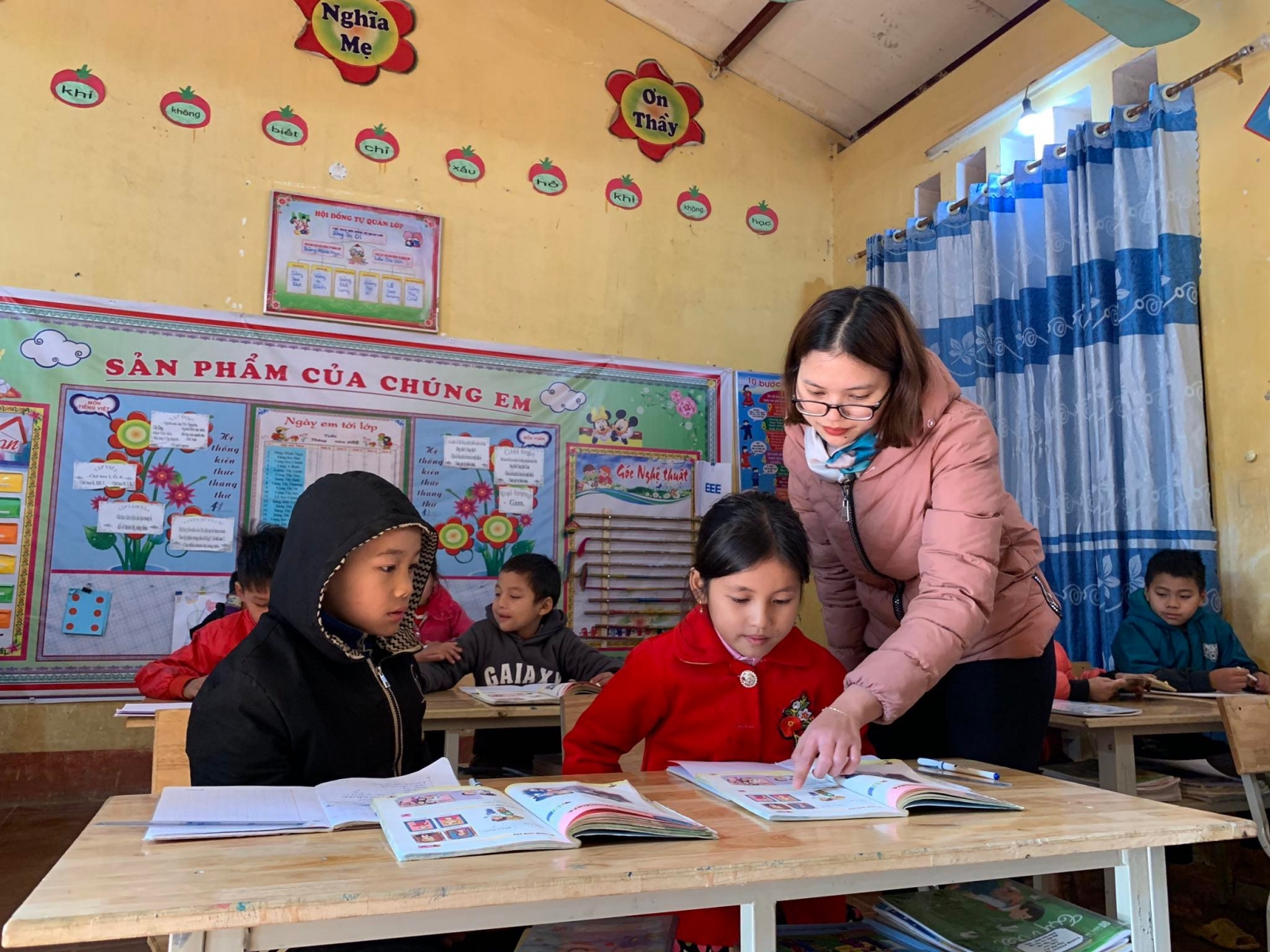 Lào Cai: Nhiều “trái ngọt” trong dạy và học ngoại ngữ năm 2021 - Ảnh minh hoạ 2