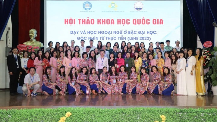 Hội thảo khoa học cấp quốc gia với chủ đề “Dạy và học ngoại ngữ ở bậc đại học: Góc nhìn từ thực tiễn” (LEHE 2022)