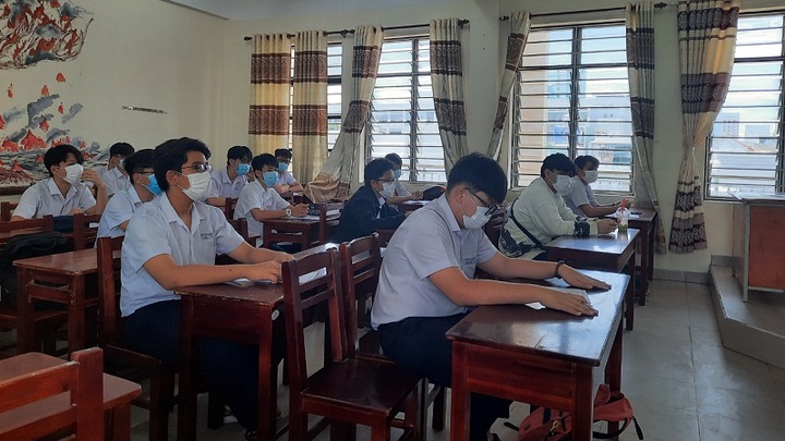 Tuyển sinh vào lớp 10 công lập ở Đà Nẵng: Tháo chạy khỏi trường tốp đầu