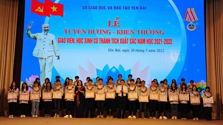 Yên Bái: Tuyên dương 181 giáo viên, học sinh có thành tích xuất sắc