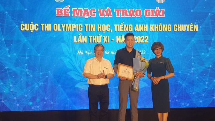 Chung kết Cuộc thi “Olympic Tin học, tiếng Anh không chuyên” lần thứ 11