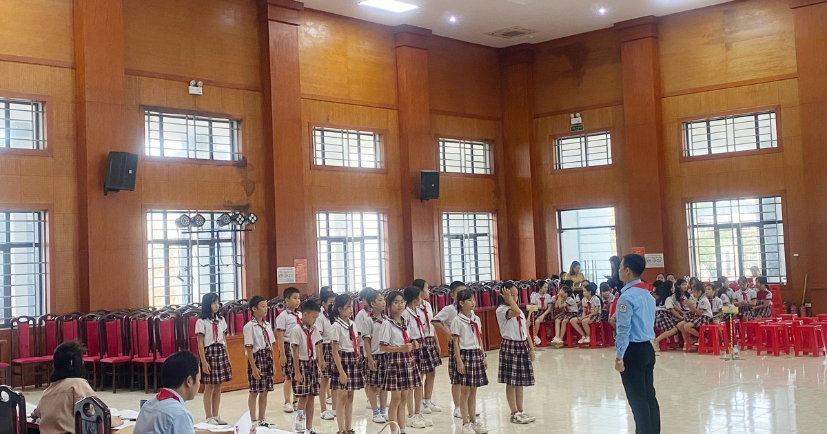Giáo viên Nghệ An so tài năng, sáng tạo làm tổng phụ trách Đội