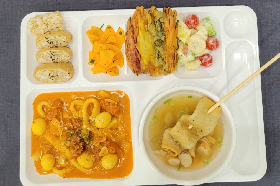 Hàn Quốc: 12 năm triển khai bữa ăn học đường miễn phí