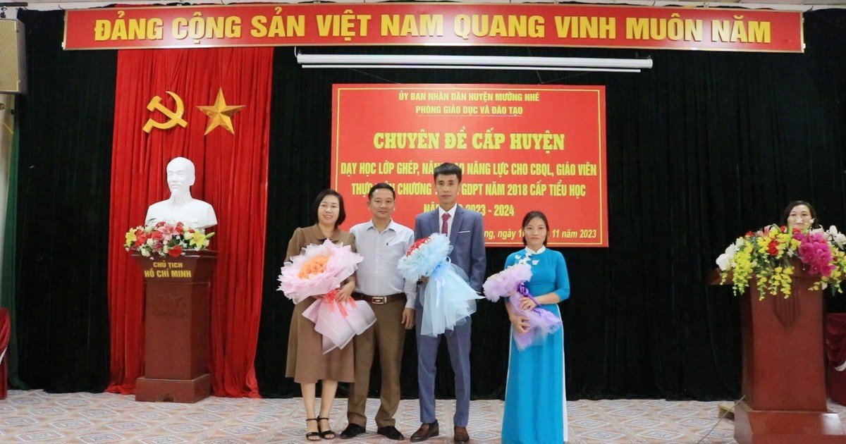 Cô Nguyễn Thị Chuyên - ‘ngọn đuốc sáng’ nơi cực Tây tổ quốc