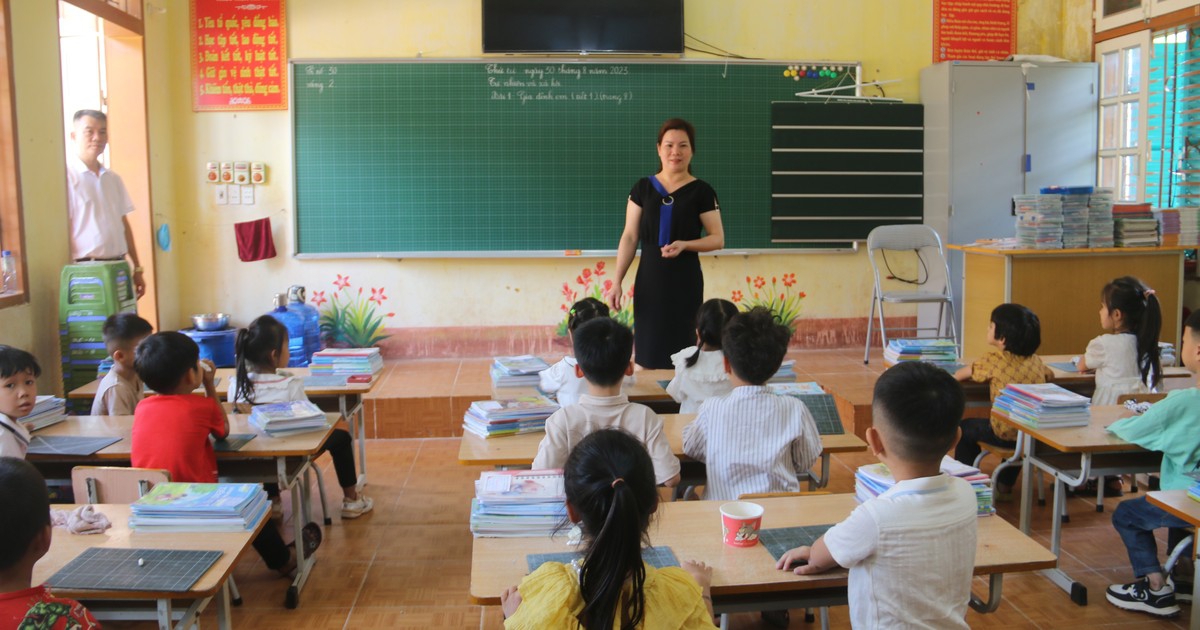 Giáo viên vùng cao Sơn La mong mỏi chính sách mới để thu hút nhân lực