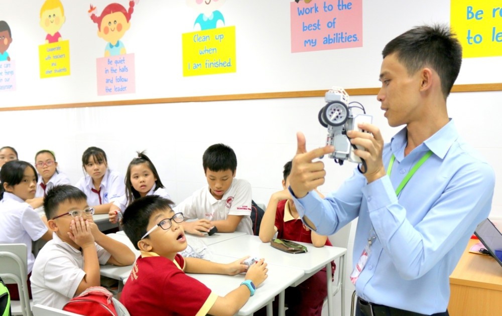 STEM trong trường học: Giải pháp lâu dài cần hướng đến trong đào tạo giáo viên