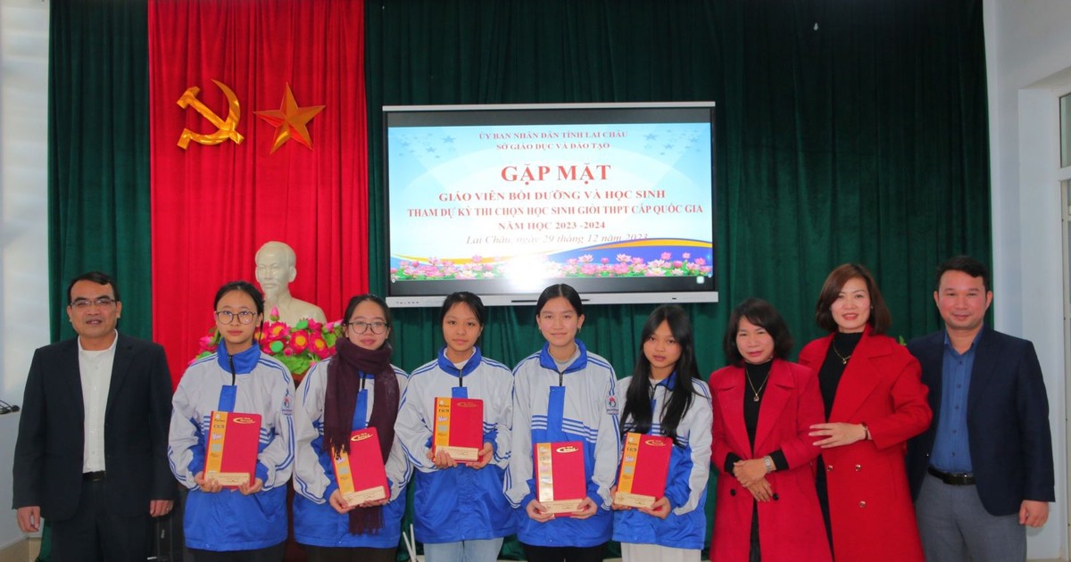 Lai Châu lần đầu tiên có giải Nhất Kỳ thi HSG quốc gia THPT sau 20 năm chia tách
