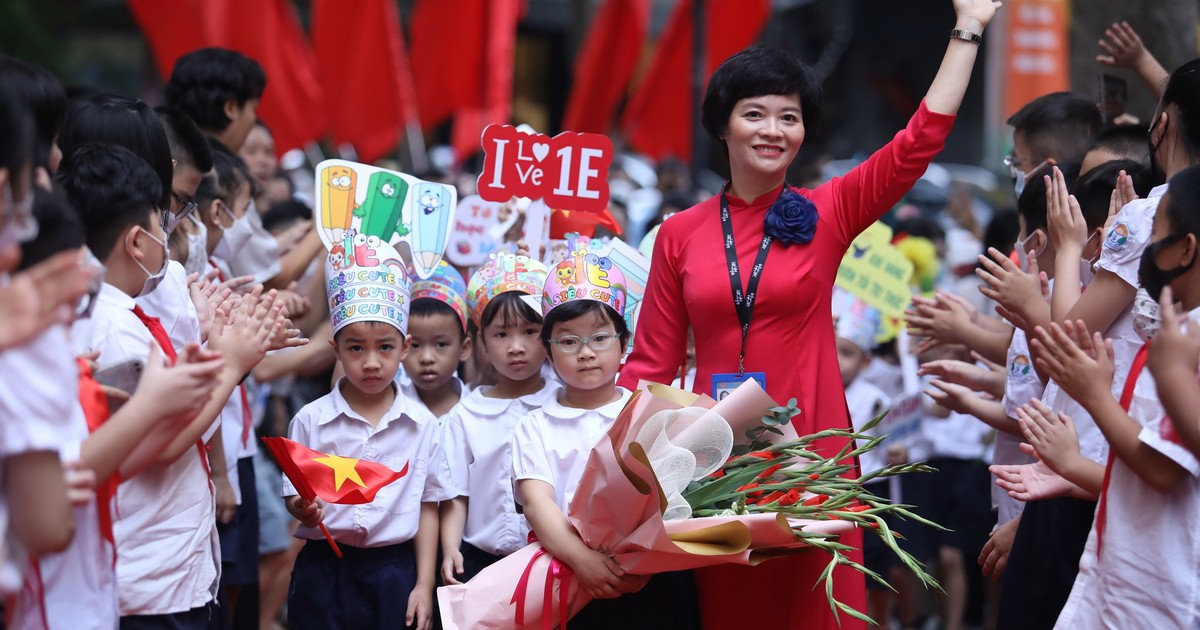Hà Nội yêu cầu trường tư thục tuyển sinh trực tuyến như trường công lập