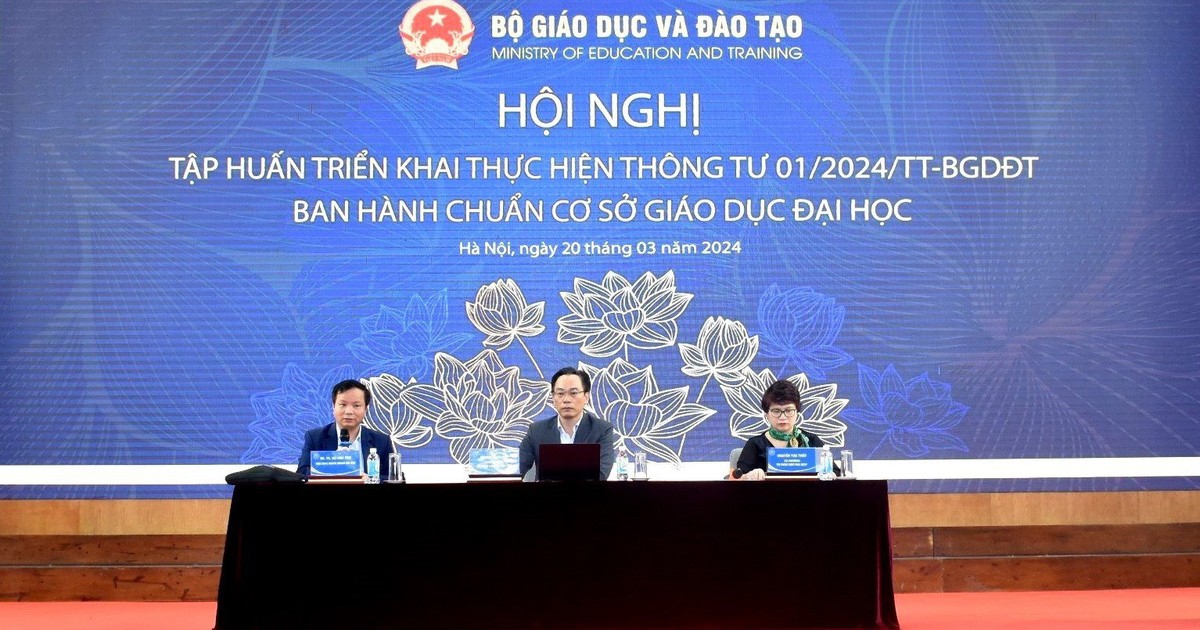 Bộ GD&ĐT tập huấn triển khai chuẩn cơ sở giáo dục đại học